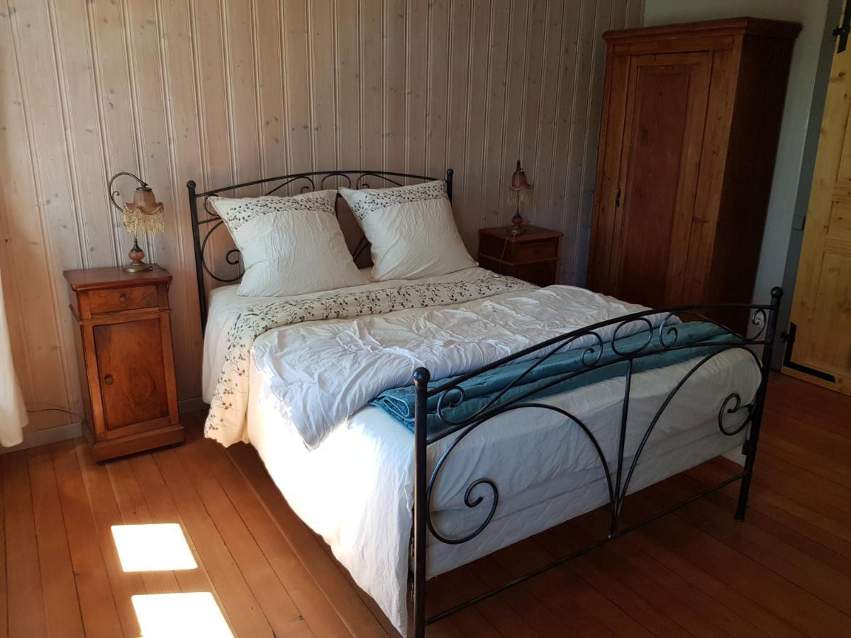 Le Jardin Des Gouttes Bed and Breakfast Rougegoutte Eksteriør billede